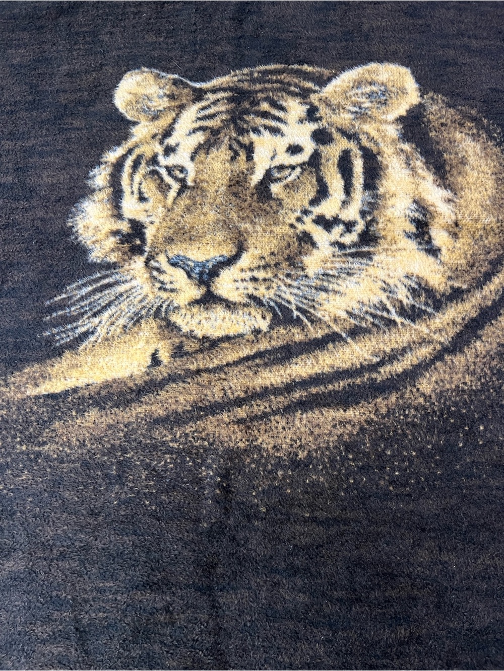 Biederlack Tiger Blanket Made in USA Reversible 89”x85” double Blanket